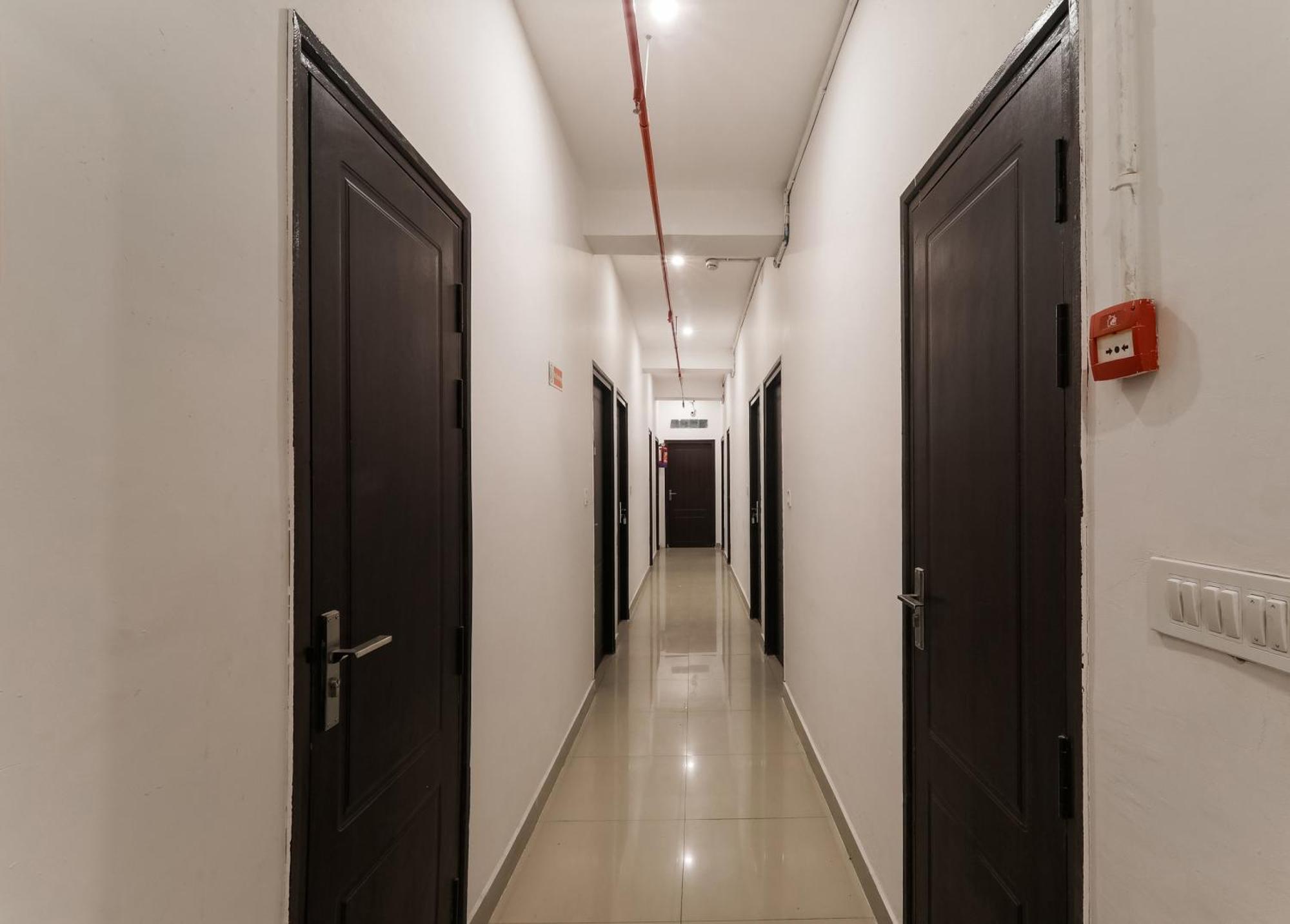 Collection O Insight Near Gomti Riverfront Park 4* Lucknow